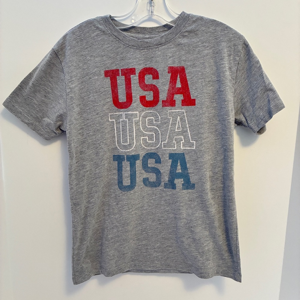 MAD Engine Boy's USA Short Sleeve T-Shirt Gray Size M